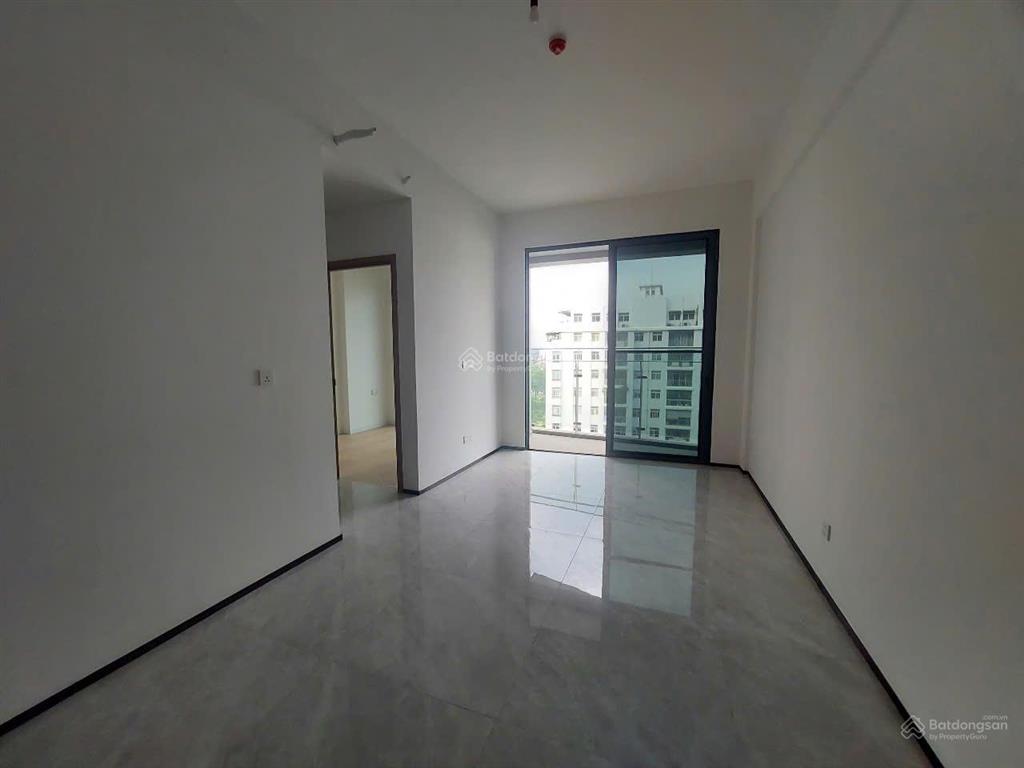 Bán rẻ căn hộ 1pn aurora pmh, căn 5.03, nhà bàn giao chủ đầu tư, view đông bắc rất đẹp và yên tĩnh