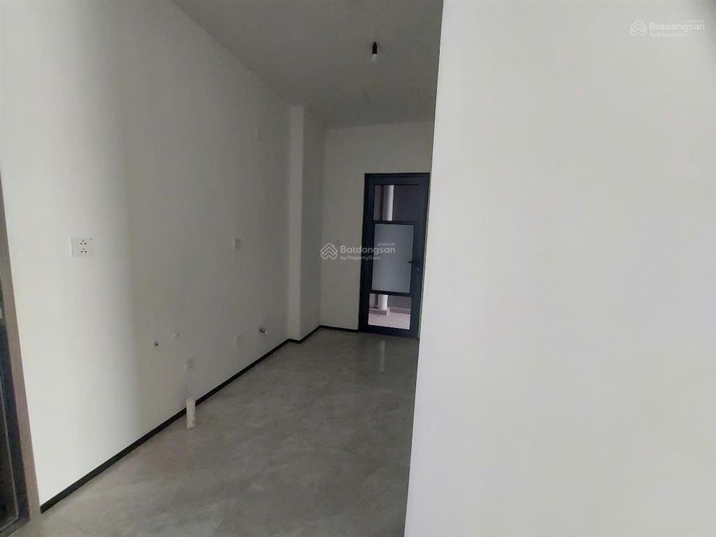 Bán rẻ căn hộ 1pn aurora pmh, căn 5.03, nhà bàn giao chủ đầu tư, view đông bắc rất đẹp và yên tĩnh