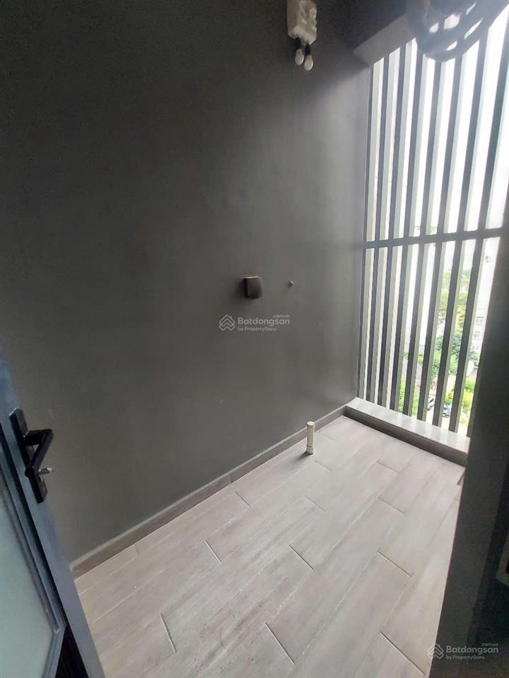 Bán rẻ căn hộ 1pn aurora pmh, căn 5.03, nhà bàn giao chủ đầu tư, view đông bắc rất đẹp và yên tĩnh