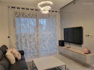 Bán gấp siêu phẩm midtown 2pn the signature, lầu 8 view biệt thự nam viên, nhà rất đẹp, có ô xe hầm