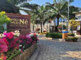 Bán rẻ biệt thự khu compound domaine mũi né, dt 450m2, nhà đẹp, hướng biển, đang cho thuê giá cao