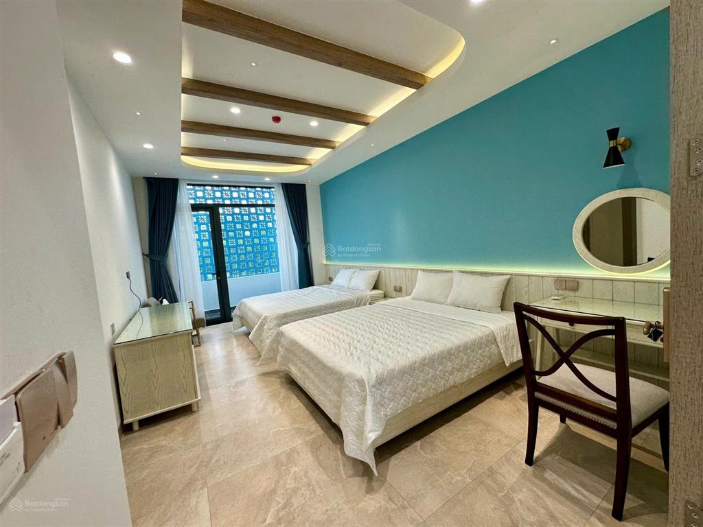 Cho thuê lâu dài phòng ở cao cấp có đầy đủ tiện nghi sang trọng, bao gồm khu bếp, phòng khách
