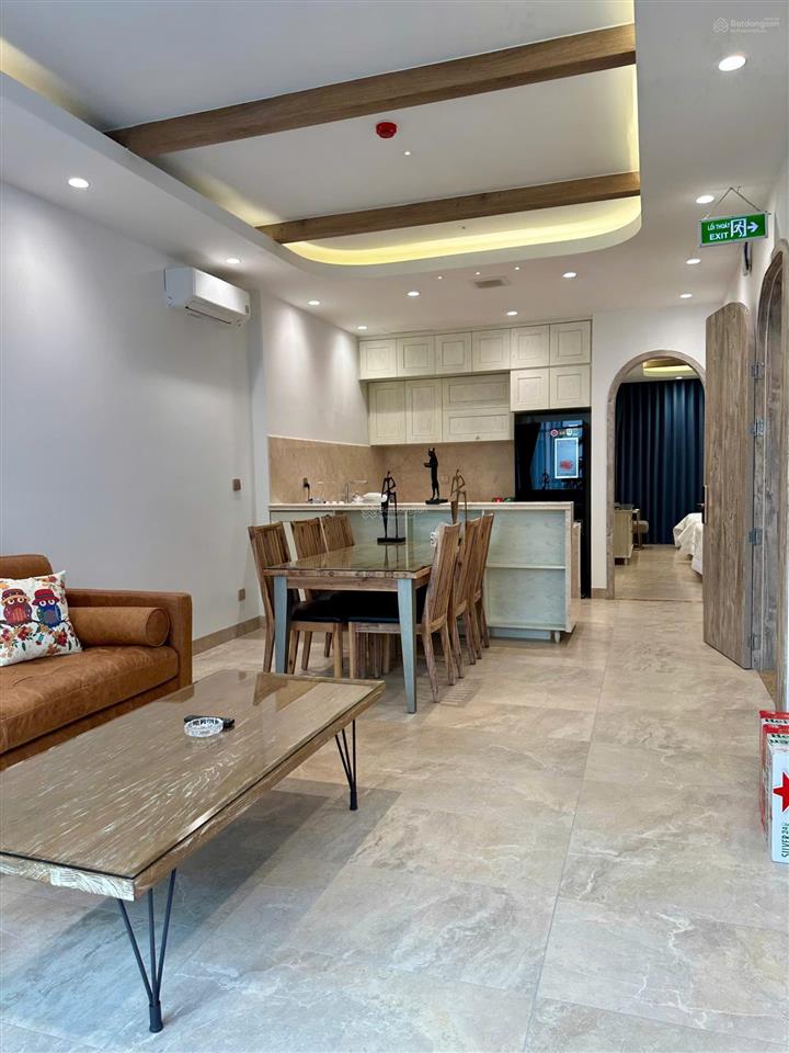 Cho thuê lâu dài phòng ở cao cấp có đầy đủ tiện nghi sang trọng, bao gồm khu bếp, phòng khách