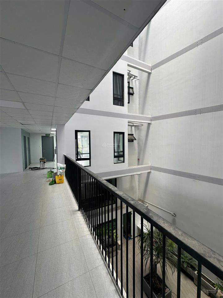 Cho thuê mặt bằng đường bành văn trân, tân bình dt 240m² kinh doanh sầm uất