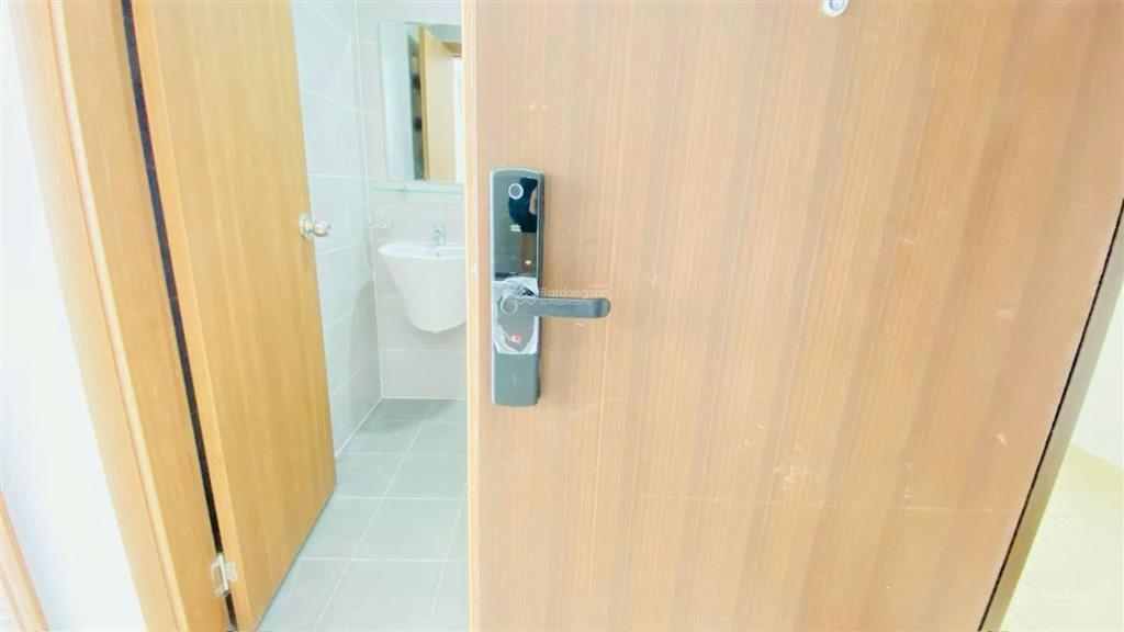 Bán căn hộ bcons plaza 2pn 2wc giá 2 tỷ 2, sổ hồng riêng, ngay làng đại học thủ đức