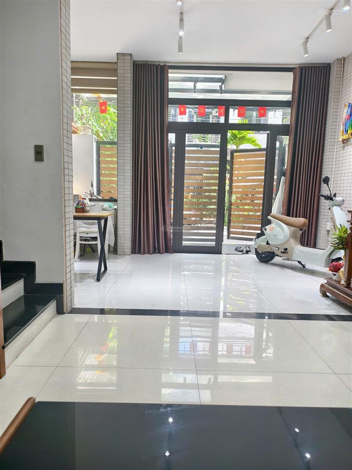Bán nhà đẹp 3 tầng 96m2  2mt mt dương tự quán  khu an thượng, gần biển mỹ khê