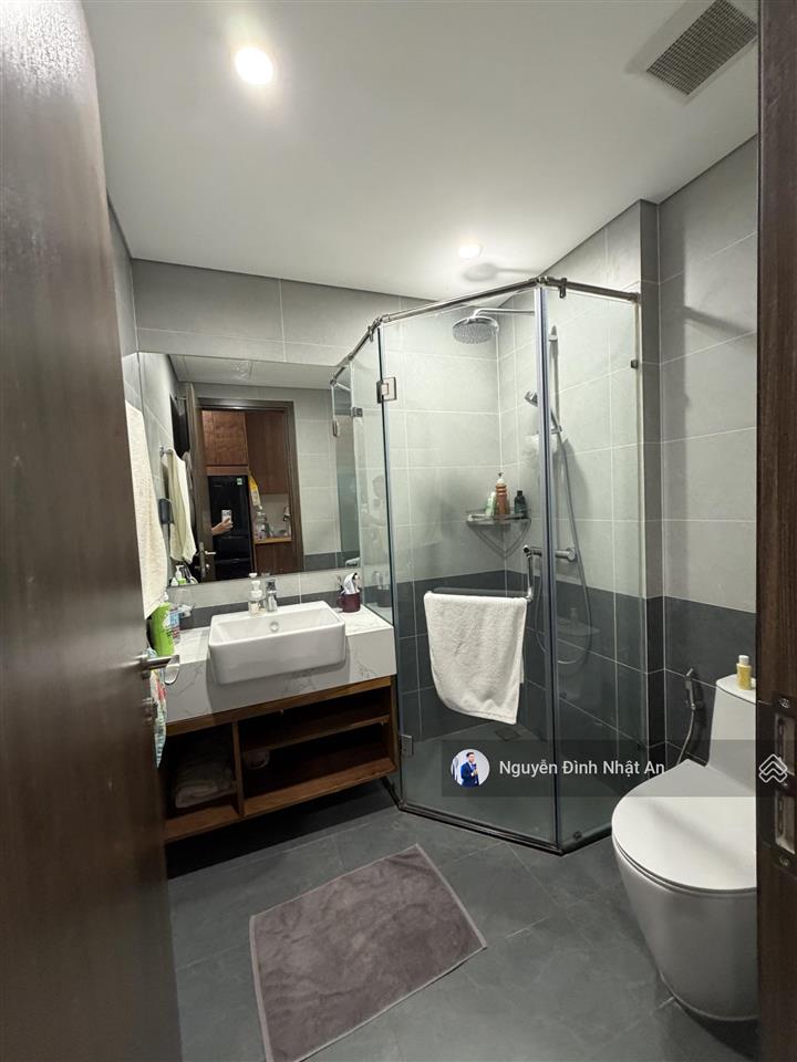 Hạ giá  bán nhanh căn studio 34m2 | full nội thất xịn xò | đã có sổ hồng | giá cực tốt chỉ 2,3 tỷ