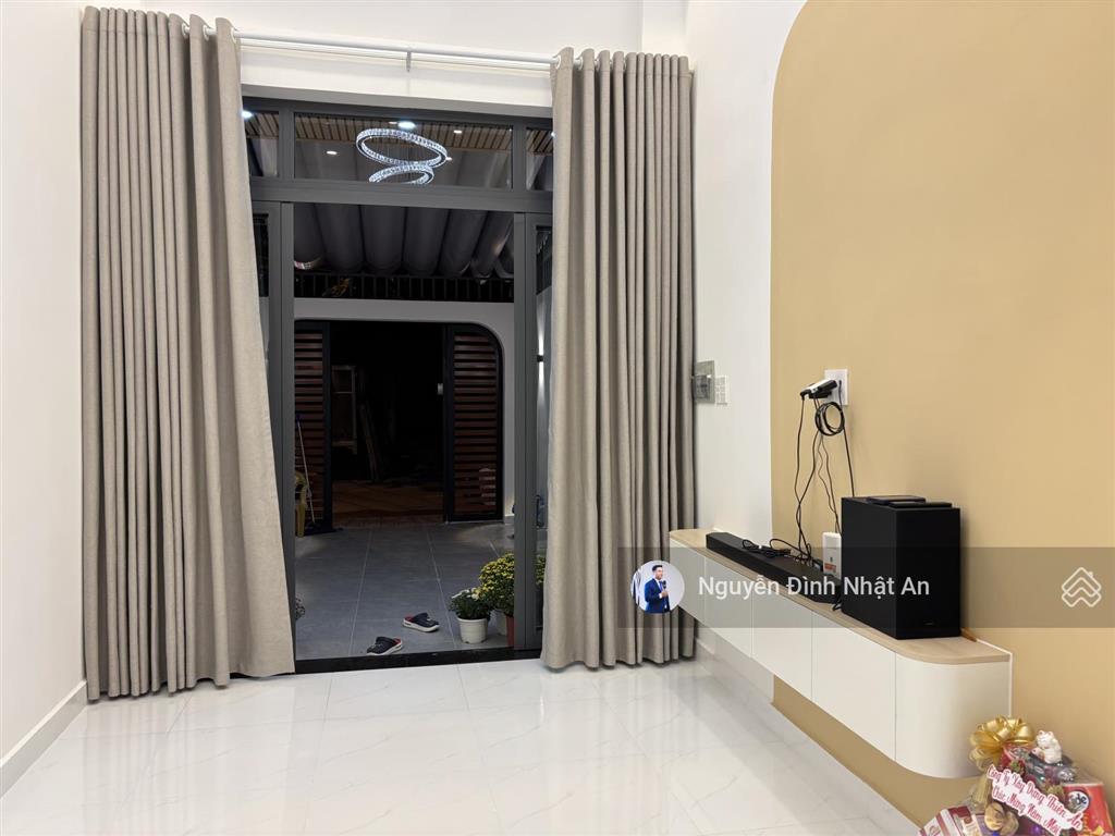 Bán nhà mặt tiền 80m2 đường số 6, long phước, quận 9 (cũ) chỉ nhỉnh 5tỷ  tiện kinh doanh mua bán
