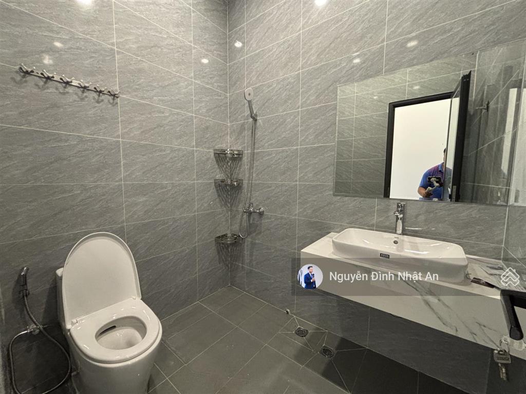 Bán nhà mặt tiền 80m2 đường số 6, long phước, quận 9 (cũ) chỉ nhỉnh 5tỷ  tiện kinh doanh mua bán