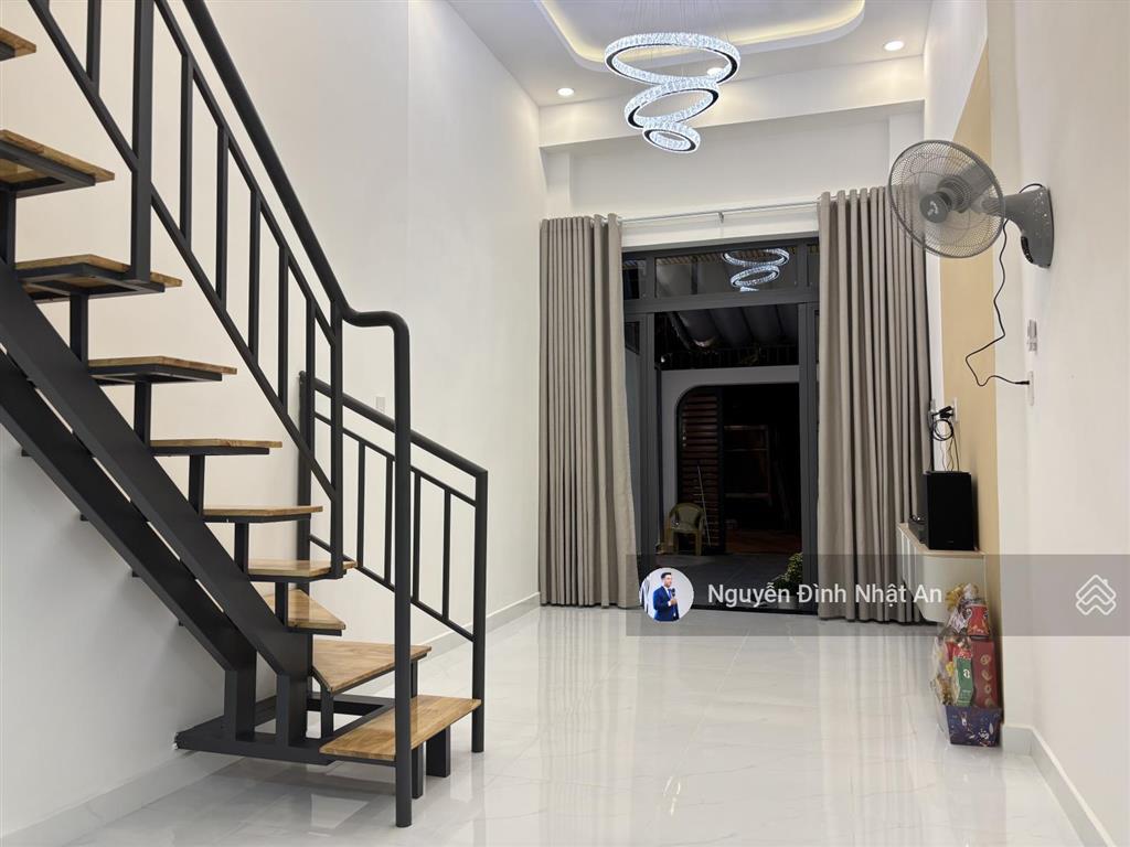 Bán nhà mặt tiền 80m2 đường số 6, long phước, quận 9 (cũ) chỉ nhỉnh 5tỷ  tiện kinh doanh mua bán
