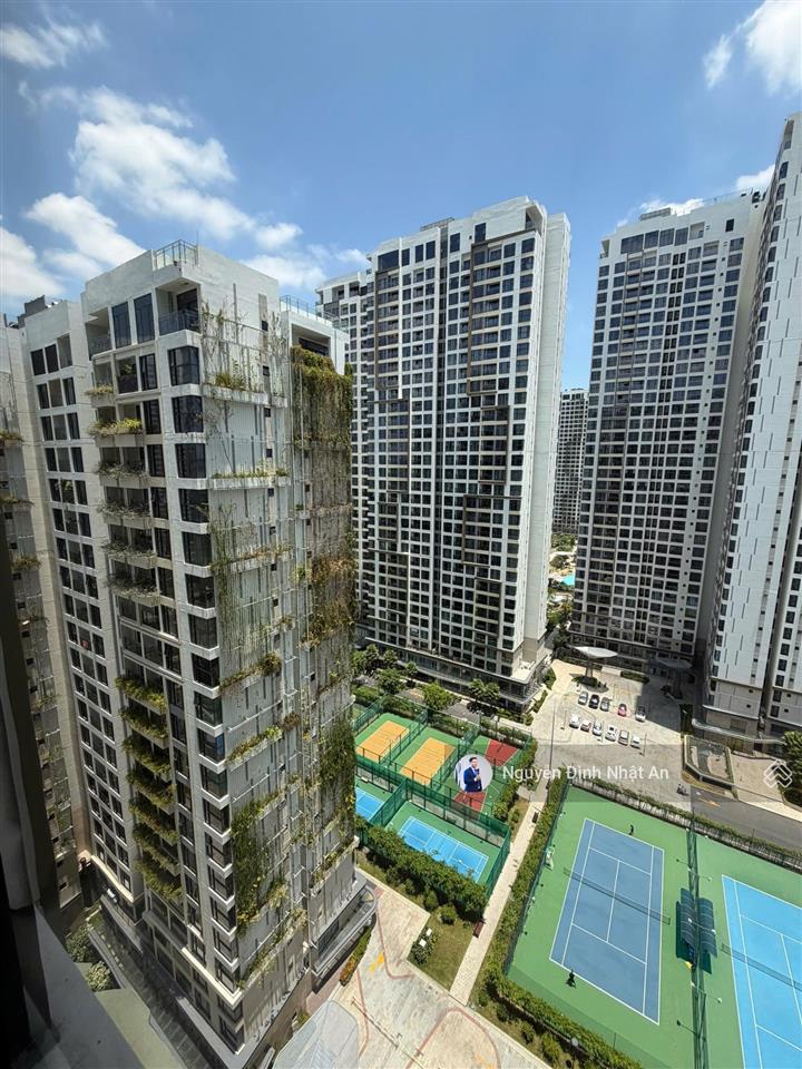 Cho thuê ch 2pn, 2vs, giá siêu hời 10,5 triệu, 74m2 tại lumiere boulevard, q9, hcm
