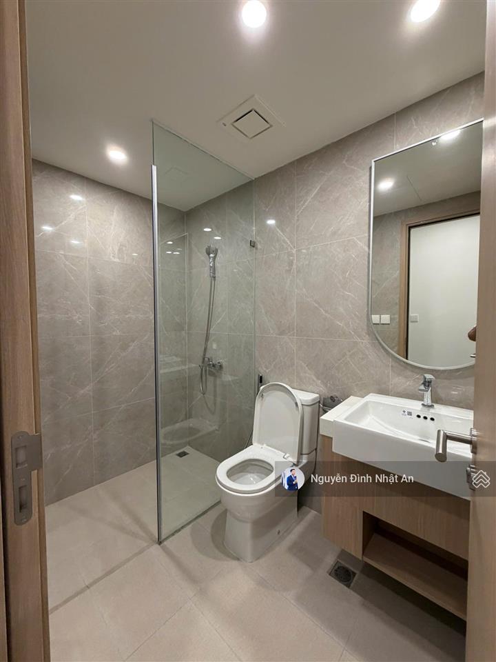 Cho thuê ch 2pn, 2vs, giá siêu hời 10,5 triệu, 74m2 tại lumiere boulevard, q9, hcm
