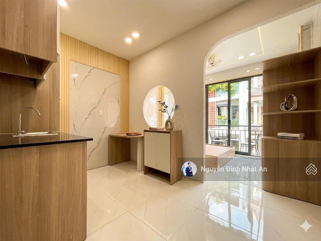 Bán tòa chdv 12 phòng, thang máy, full nội thất, thu 90 triệu/tháng, giá 11,6 tỷ