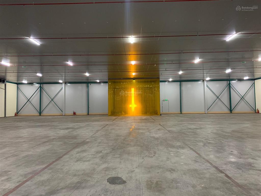 Cho thuê lâu dài kho sẵn hệ thống làm mát (kho mát) trữ dược, thuốc lá... bao tiền điện làm mát