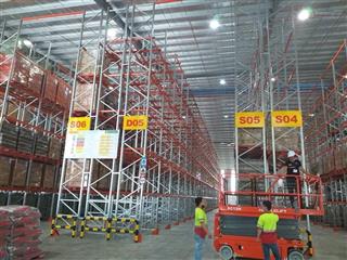 Cho thuê kho có nhiều dock container phục vụ logistics, pccc tự động, sân rộng có vp, trần cao