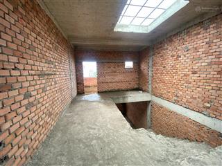 Cần bán căn nhà phố, 1 trệt 3 lầu, hoàn thiện full nội thất, kdc cao cấp bửu long 3