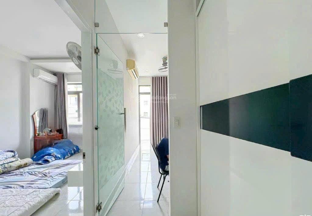 Lâm văn bền lotte , chỉ 7 tỷ có nhà 4 tầng 90m2 vuông vức ( 5 x 18 ), taxi đón tận cửa