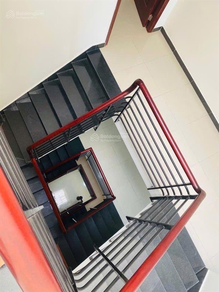 Nhà 5 tầng mặt tiền đường 20m kdc saigoncholon đường trịnh quang nghị i, q8.