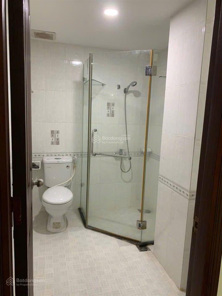 Nhà 5 tầng mặt tiền đường 20m kdc saigoncholon đường trịnh quang nghị i, q8.