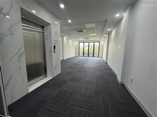 Cho thuê văn phòng khu him lam kênh tẻ. giá 60tr/th . nhà phố dt 5x20 , 4 lầu có thang máy .