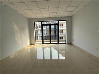 Cho thuê văn phòng 450m2. giá 60 triệu tại khu đô thị him lam kênh tẻ. dt nhà 5x20 có thang máy .