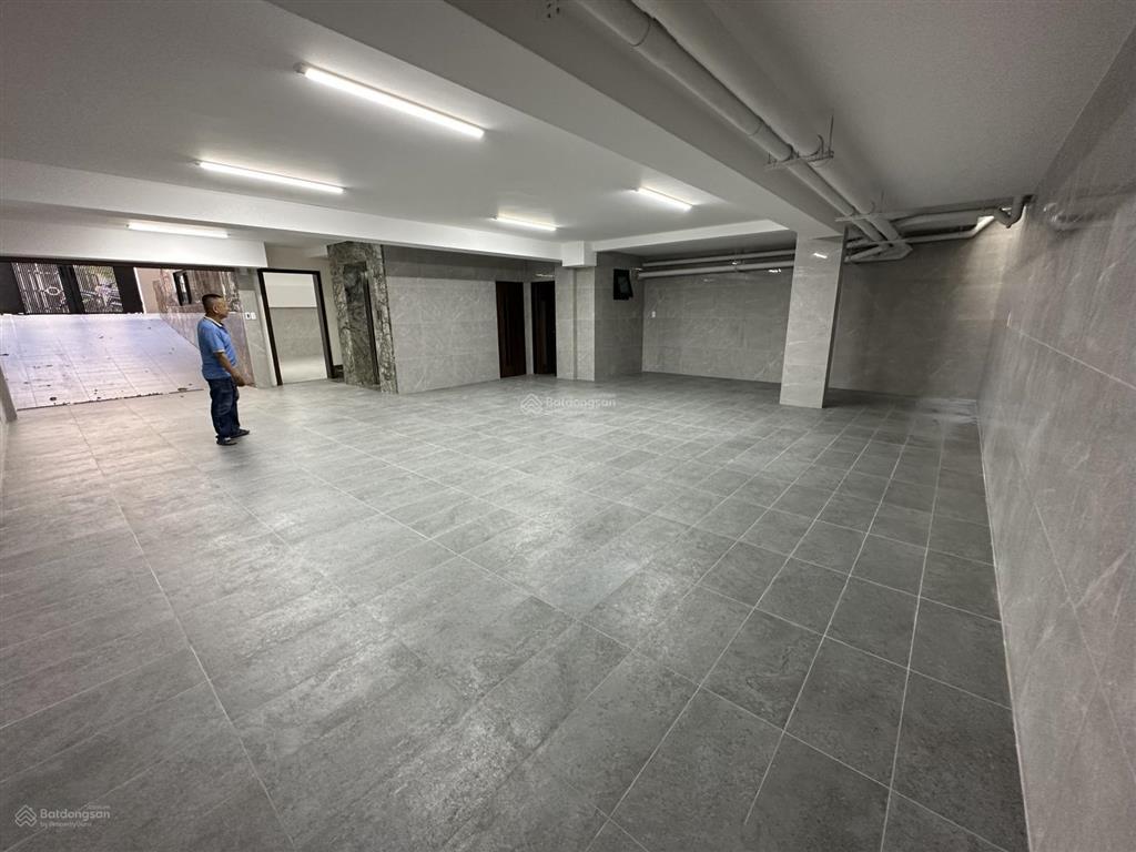 Cho thuê văn phòng dt 500m2 view đẹp tại khu đô thị him lam kênh tẻ