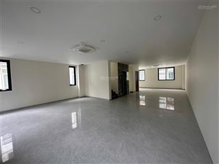 Cho thuê tòa nhà văn phòng dt 10x20 tại khu đô thị him lam kênh tẻ. diện tích 500m2.