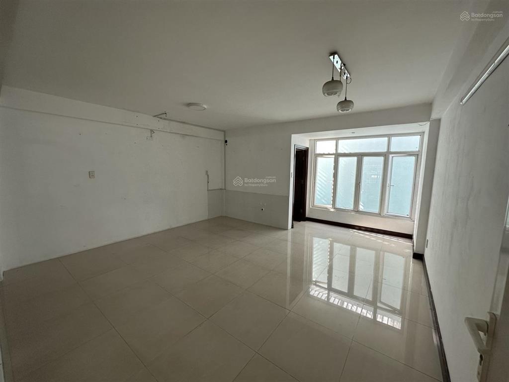 Cho thuê văn phòng tại khu đô thị him lam kênh tẻ, 35 triệu/th, 300m2