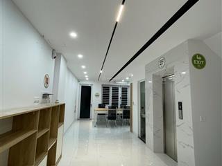 Đường đôi 20m  kinh doanh thang máy 20 tỷ kđt vạn phúc