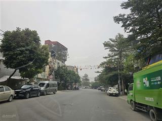 Bán đất phân lô cạnh sân bóng trạm trôi hoài đức 80m mt6m chỉ 11.6 tỷ