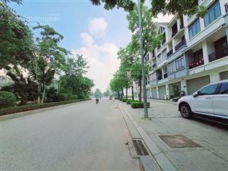 Bán đất phân lô ngã tư trịnh văn bô kéo dài vđ3.5 di trạch hoài đức 110m chỉ 22 tỷ