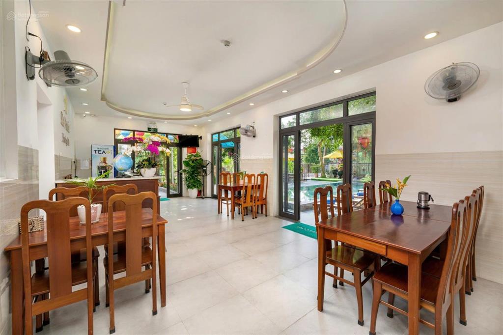 Villa 500m 2 mặt tiền hiếm dòng tiền cao hội an