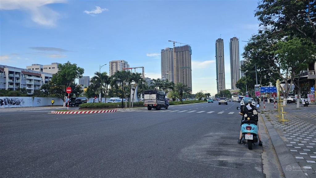 Phạm cự lượng quỹ đất hiếm gần biển mỹ khê