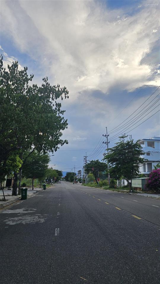 Đất vàng lê văn lương 300m mặt tiền quỹ đất lớn hiếm gần biển sơn trà