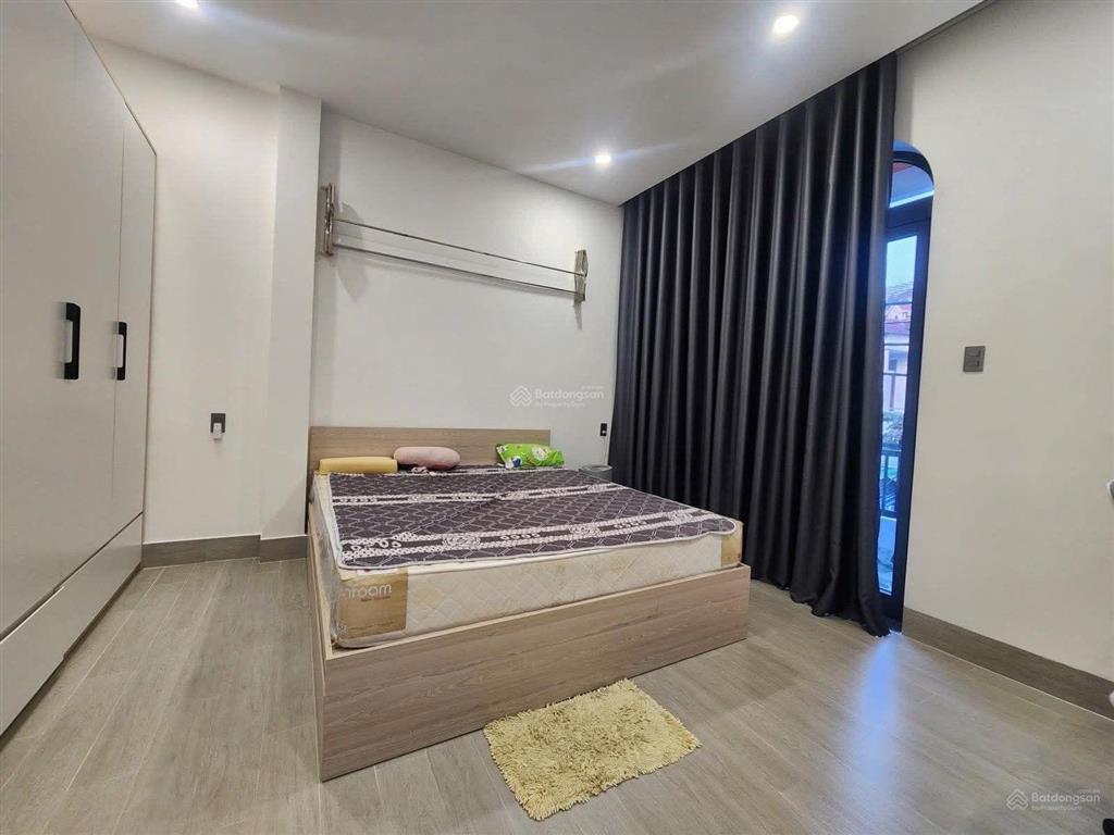 Mặt tiền ngô tất tố đường 10,5m kinh doanh cực tốt