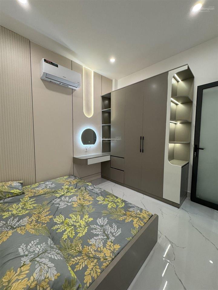 Nhà ông ích khiêm, sát biển, chỉ có hơn 4 t