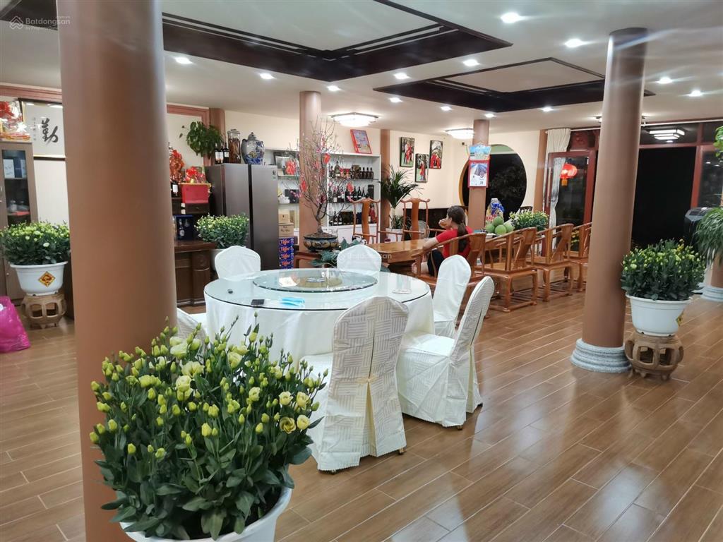 Bán siêu phẩm biệt thự vườn view hồ cực đẹp giá cực tốt khu dân cư đông nơi nghỉ dưỡng lý tưởng