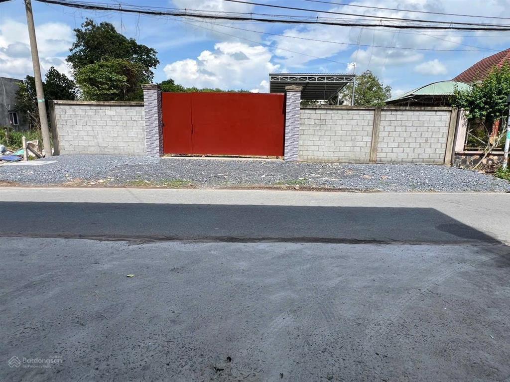 Bán đất tại bàu giã, 17 tr/ m2, 1529 m2 có 1053 m thổ cư hàng hiếm vị trí đẹp gần chợ, trường học