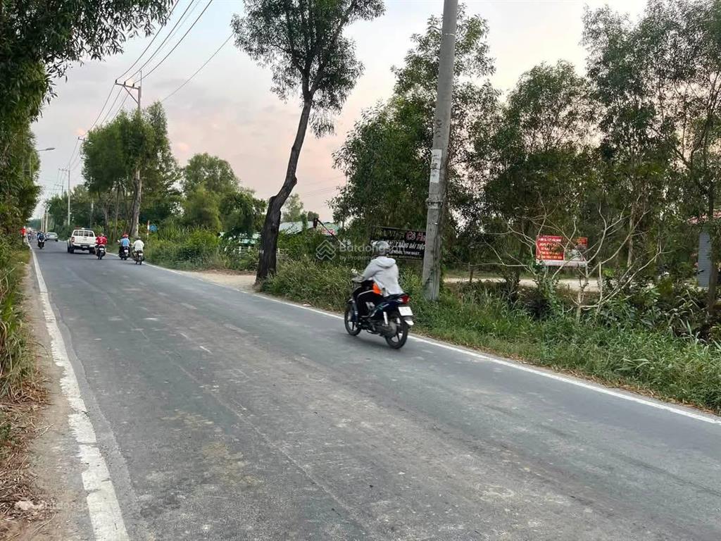 Bán lô đất giá tốt mt đường tl15 trung an củ chi vị trí đất bằng phẳng thuận tiện làm kho, xưởng
