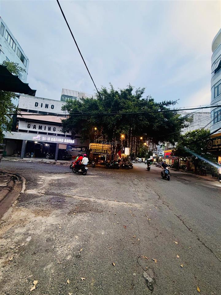 Bán nhà hai mặt tiền đường trung tâm chợ căn cứ khu sầm uất bậc nhất gò vấp thu nhập 55 tr/tháng