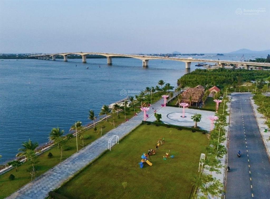 Bán đất nam hội an city đường view trực diện sông. hoà vốn mua cách đây 6 năm. chỉ 3,x tỷ