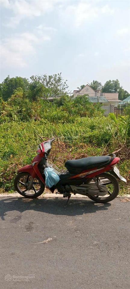 Chủ đất gởi bán lô đất long phước giá rẻ  dt 100m2  sổ riêng  giá 1.5 tỷ