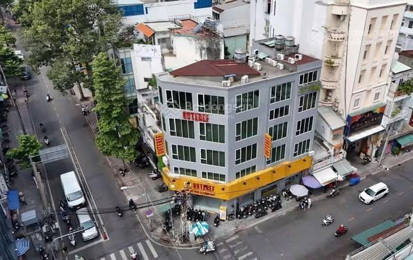 Rất cần tiền bán nhà trần quang khải q1  dt 4,5*16.5m  4 tầng  hđt 70tr/tháng  giá 28 tỷ