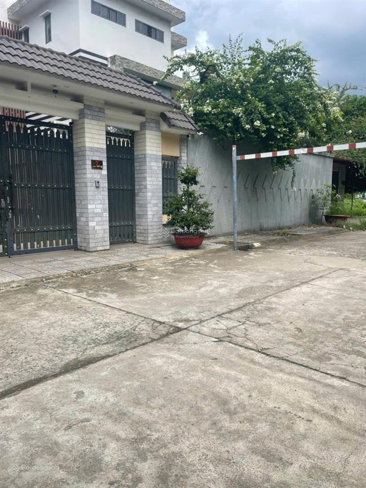 Bán nhà mt lê hữu kiều q2  dt 16 x 24m  kc 3 tầng  hđt 120tr/tháng  giá 51 tỷ