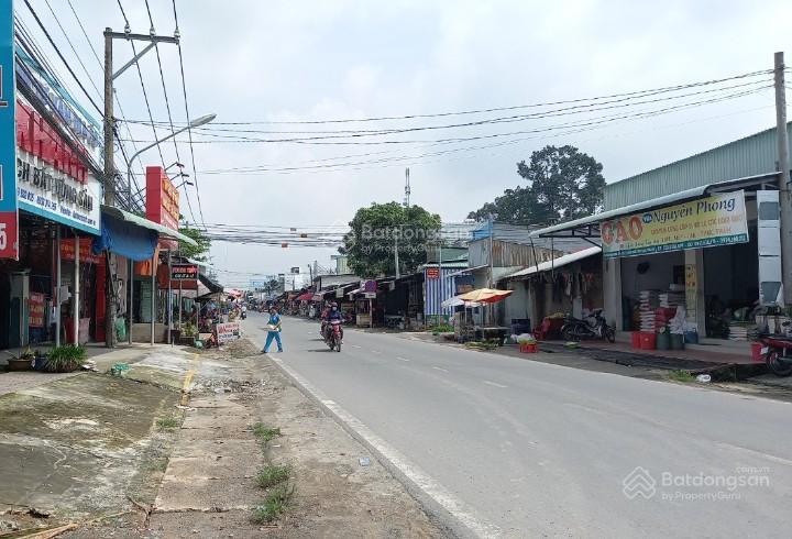 Cần bán vài lô đất góc 2mt đường hùng vương gần chợ phước lý, thổ cư, thích hợp phân lô, giá đầu tư