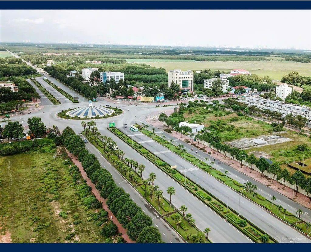 Bán gấp lô đất nhà vườn đường ôtô 1/lý thái tổ sát vành đai 03 về tp rất gần, thổ cư, giá đầu tư