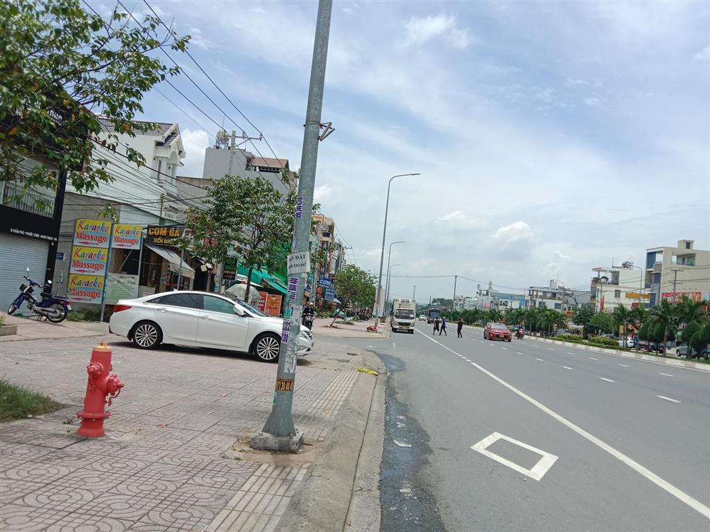 Chủ cần bán gấp nhà mt đường trần phú sát vòng xoay bến cam, full thổ cư, đang cho thuê, giá đầu tư