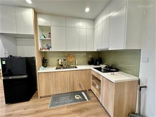 Cho thuê căn góc 2pn+ 64m2 full đồ view bể bơi  i1 imperia smart city