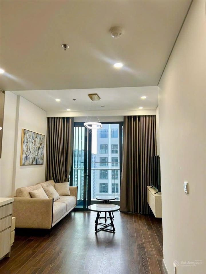 Cực rẻ căn 2pn + full kính masteri west heights full đồ view hồ + bể bơi
