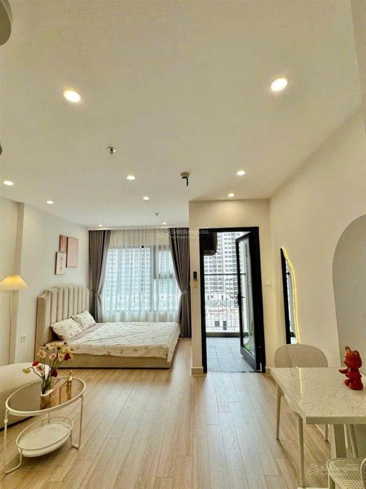Cho thuê căn studio full đồ 7 triệu/tháng s105 vinhomes smart city